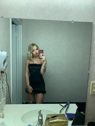 naveahreign Profile image 1